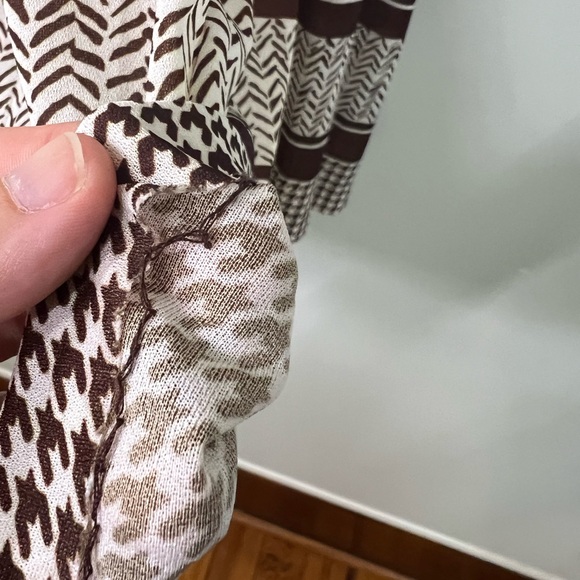 VINTAGE Western 70’s Houndstooth Dress with Brown Accents - Picture 7 of 12